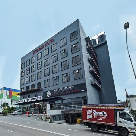 Capital O 90130 Sawadee Hotel Johor Bahru Extérieur photo