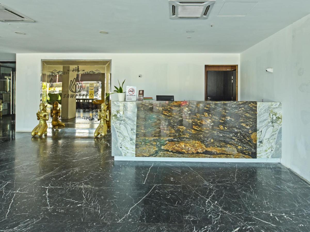 Capital O 90130 Sawadee Hotel Johor Bahru Extérieur photo