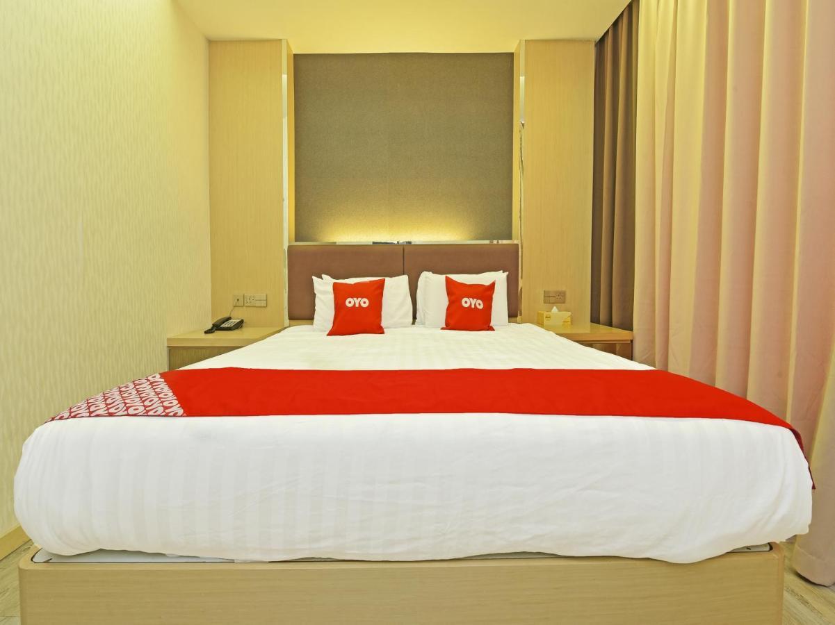 Capital O 90130 Sawadee Hotel Johor Bahru Extérieur photo