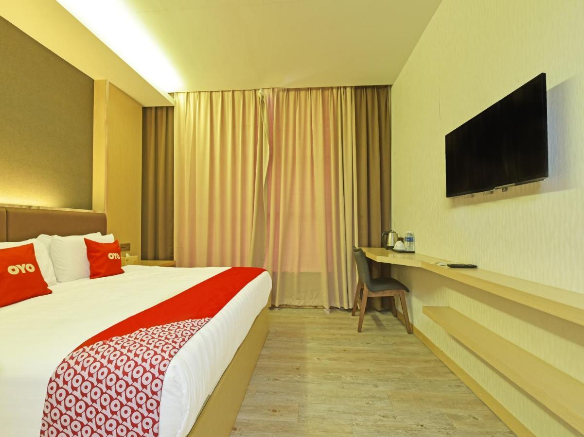 Capital O 90130 Sawadee Hotel Johor Bahru Extérieur photo